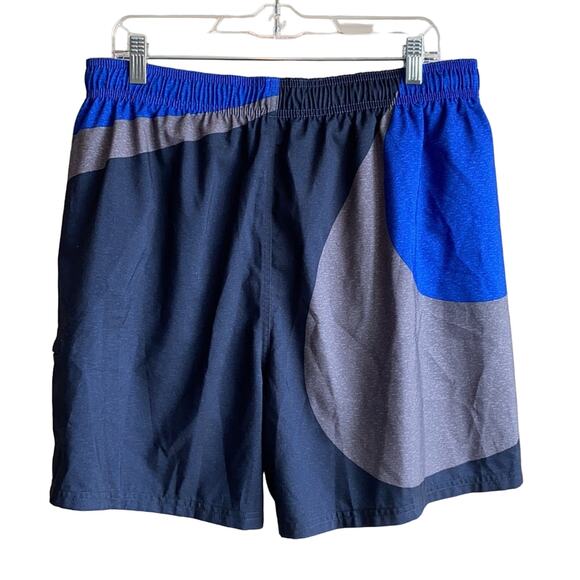 Nike 5” inseam colorblock swim trunk XL - Picture 5 of 9